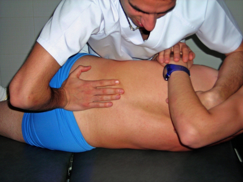 osteopathe-BEZAUDUN LES ALPES-min_osteopathy-212590